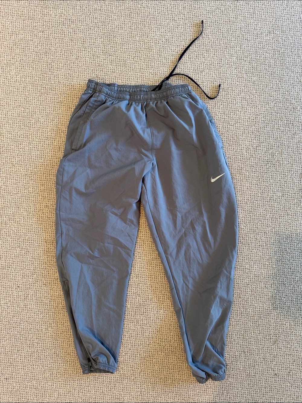 Nike DriFit lightweight joggers - size L